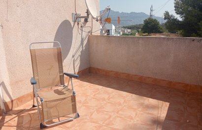 Segunda mano - Chalet independiente -
Polop