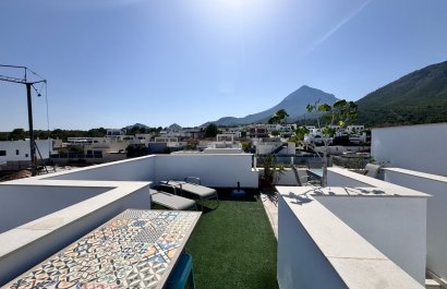 Odsprzedaż / Rynek wtórny - Kamienica -
Polop