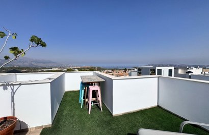 Odsprzedaż / Rynek wtórny - Kamienica -
Polop