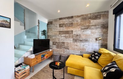 Odsprzedaż / Rynek wtórny - Kamienica -
Polop