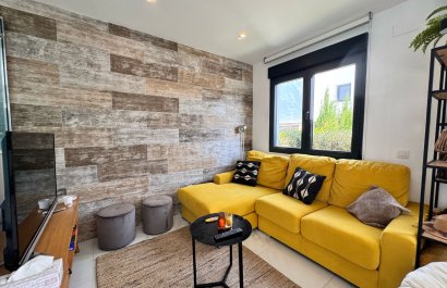 Odsprzedaż / Rynek wtórny - Kamienica -
Polop