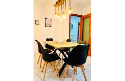 Revente - Appartement -
Benidorm - Centro