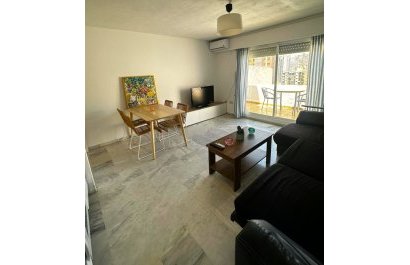 Salón - Apartamento con encanto en venta en Benidorm con piscina comunitaria (Costa Blanca)