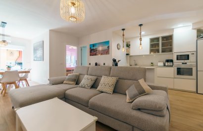 Segunda mano - Apartamento / piso -
Albir - centro