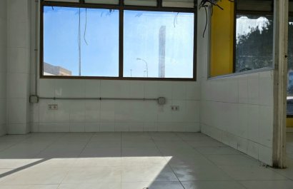 Segunda mano - Local  -
Alfas del Pí