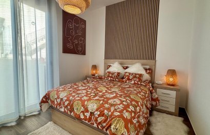 Odsprzedaż / Rynek wtórny - Willa -
Polop