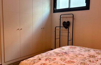 Odsprzedaż / Rynek wtórny - Willa -
Polop