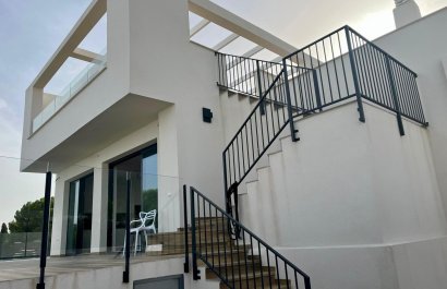 Odsprzedaż / Rynek wtórny - Willa -
Polop