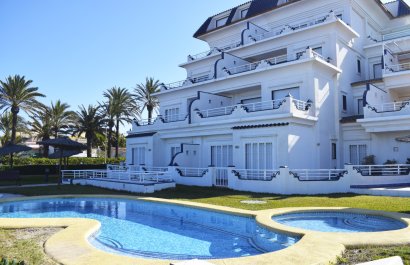 Odsprzedaż / Rynek wtórny - Mieszkanie w bloku -
Denia - Les Marines - Las Marinas