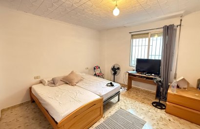 Segunda mano - Apartamento / piso -
Miramar