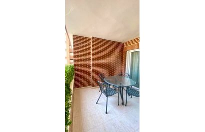 Odsprzedaż / Rynek wtórny - Mieszkanie w bloku -
Villajoyosa - Cala de Villajoyosa