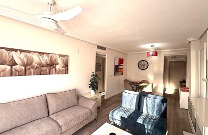 Segunda mano - Apartamento / piso -
Vergel