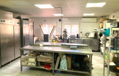 Odsprzedaż / Rynek wtórny - Lokal  -
Villajoyosa