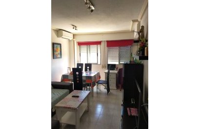 Segunda mano - Apartamento / piso -
Villajoyosa