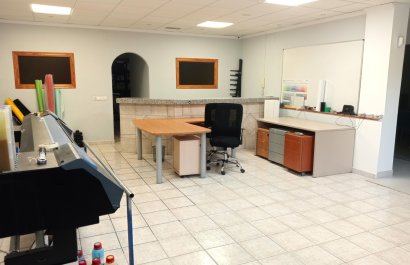 LOCAL EN VENTA EN LA NUCÍA