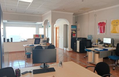 Segunda mano - Local  -
La Nucía