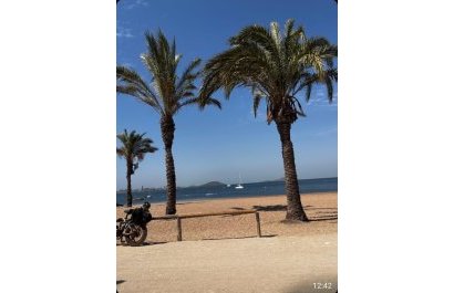 Herverkoop - Appartement / flat -
