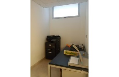 Segunda mano - Local  -
La Nucía