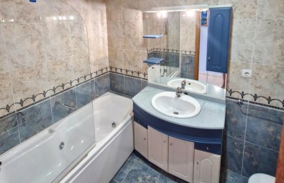 Segunda mano - Apartamento / piso -
Benidorm - Levante