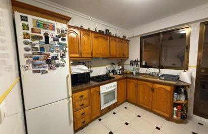 Cocina - Vivienda en venta en Denia cerca del centro 