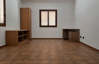 Segunda mano - Chalet independiente -
La Nucía