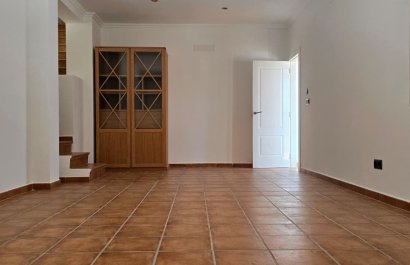 Segunda mano - Chalet independiente -
La Nucía