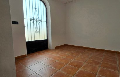 Segunda mano - Chalet independiente -
La Nucía