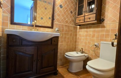 Segunda mano - Chalet independiente -
La Nucía