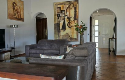 Segunda mano - Chalet independiente -
La Nucía