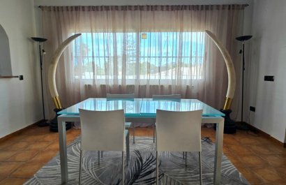 Segunda mano - Chalet independiente -
La Nucía