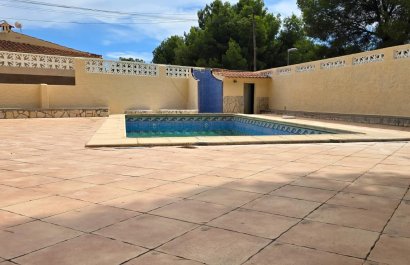 Segunda mano - Chalet independiente -
La Nucía