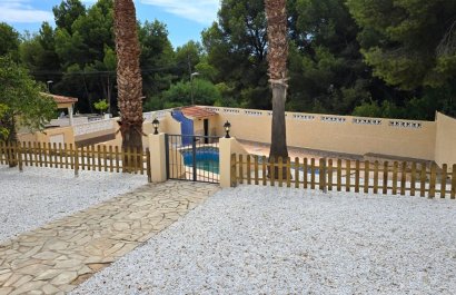 Segunda mano - Chalet independiente -
La Nucía