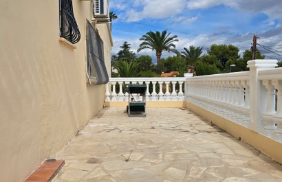 Segunda mano - Chalet independiente -
La Nucía