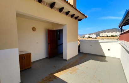 Odsprzedaż / Rynek wtórny - bliźniak -
Finestrat - Finestrat Urbanizaciones