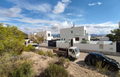 Segunda mano - Solar urbano  -
Polop