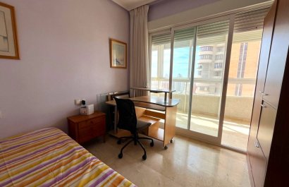 Segunda mano - Apartamento / piso -
Benidorm - Centro