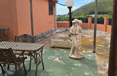 Segunda mano - Chalet independiente -
Callosa De Ensarrià
