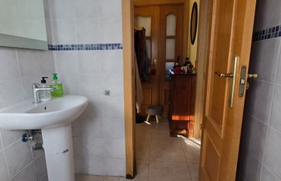 Segunda mano - Adosado -
Albir - centro