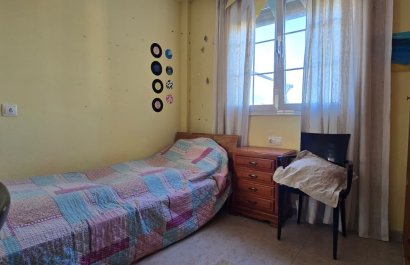 Segunda mano - Adosado -
Albir - centro