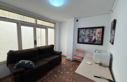 Segunda mano - Local  -
Tavernes de la Valldigna  - Pueblo 