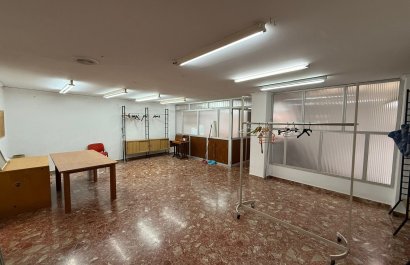 Segunda mano - Local  -
Tavernes de la Valldigna  - Pueblo 