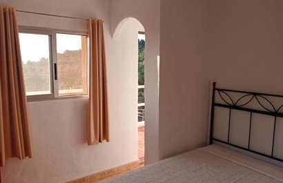 Segunda mano - Casa  -
La Nucía