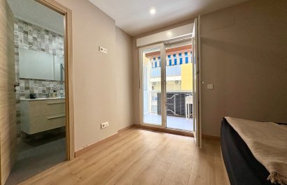 Segunda mano - Apartamento / piso -
Denia - Center