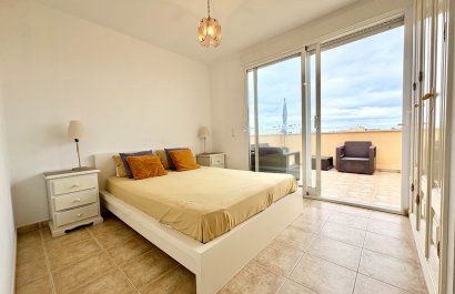 Segunda mano - Ático -
Denia - Les Marines - Las Marinas