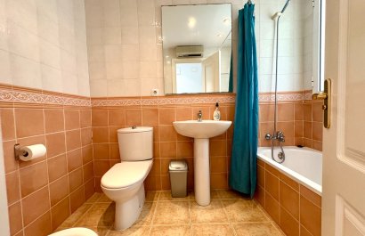 Segunda mano - Ático -
Denia - Les Marines - Las Marinas