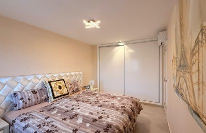 Odsprzedaż / Rynek wtórny - Mieszkanie w bloku -
Vergel