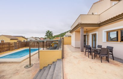 Segunda mano - Chalet independiente -
Polop