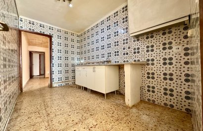 Segunda mano - Casa de pueblo  -
Denia - Center