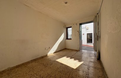 Segunda mano - Casa de pueblo  -
Denia - Center