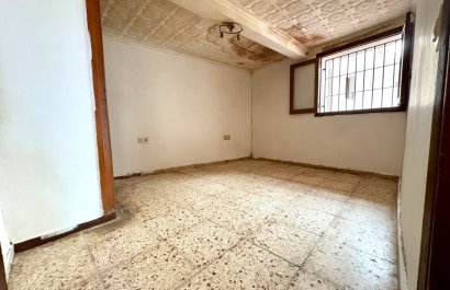 Segunda mano - Casa de pueblo  -
Denia - Center